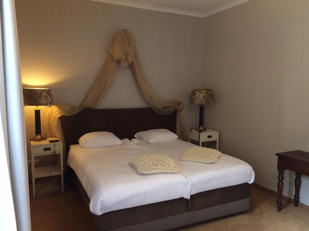 Kasteel Pietersheim Maastricht - Lanaken Hotel Room photo