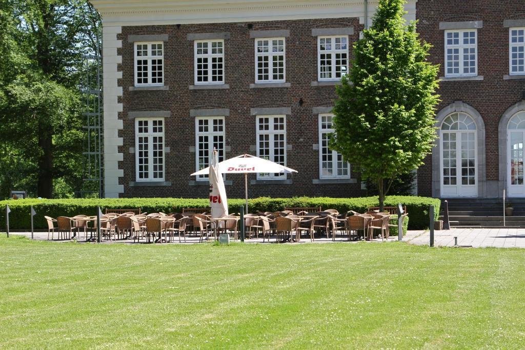 Kasteel Pietersheim Maastricht - Lanaken Hotel Exterior photo